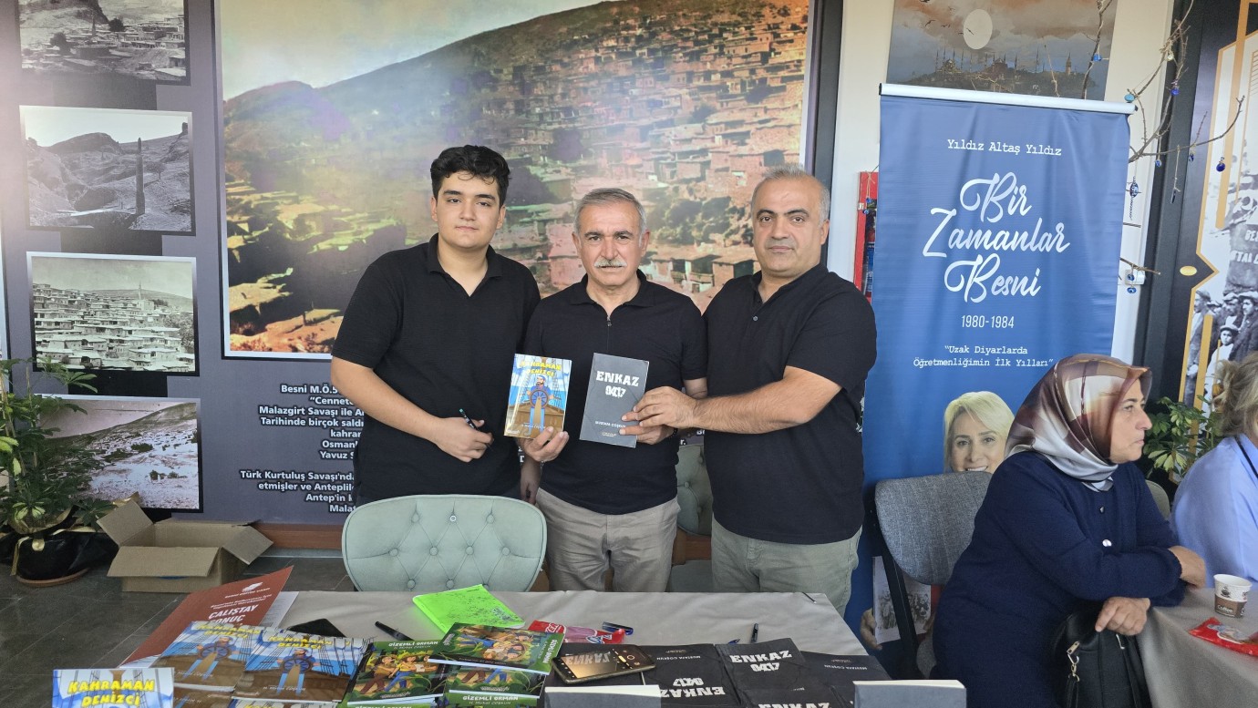 Baba Oğuldan İmza Günü