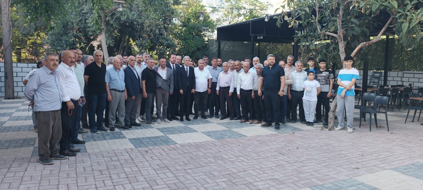 Yeniden Refah Partisi’nde İstifa Depremi!
