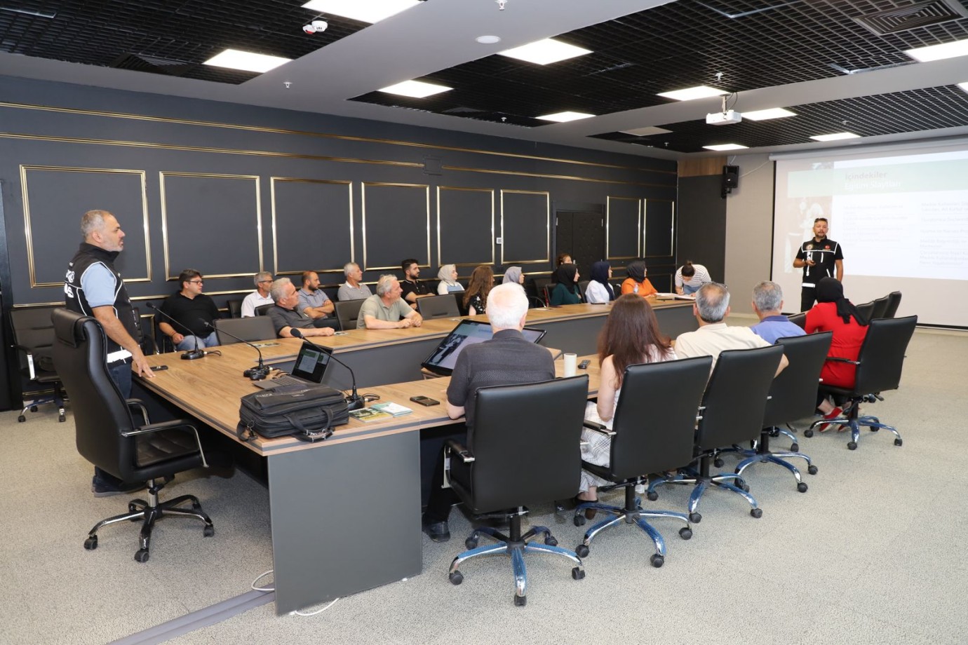 Sağlık Müdürlüğü’nde anneler “Narko Anne” Projesiyle bilgilendirildi