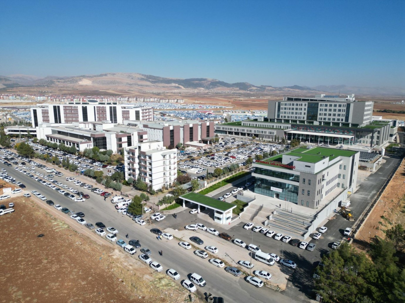 Adıyaman’da Deprem Sonrası Sağlık Altyapısı Güçlendirildi