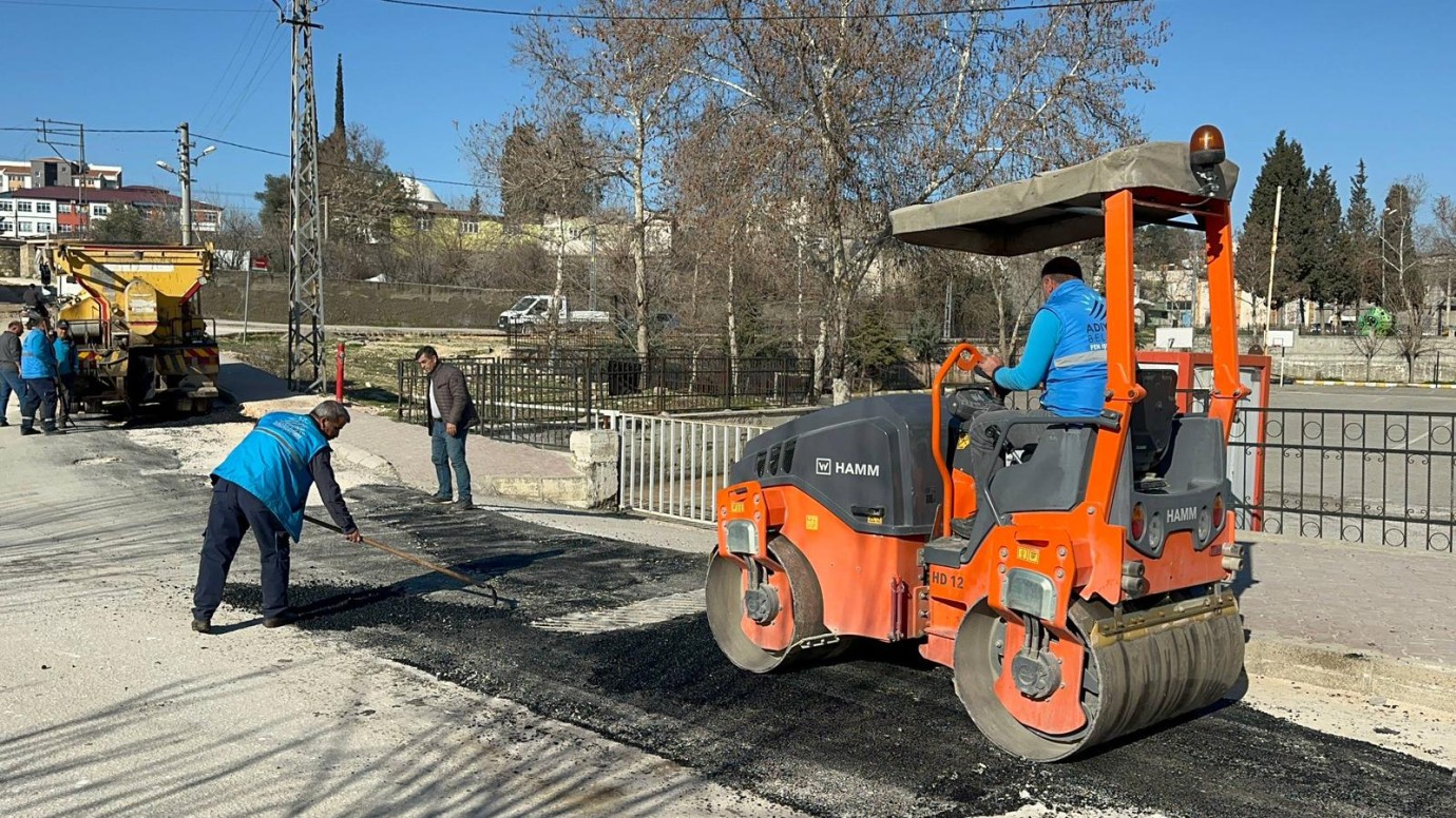 Adıyaman Belediyesi ekiplerinden alt ve üst yapı seferberliği
