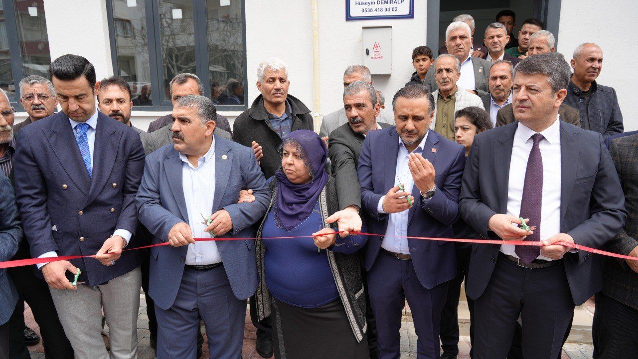 Yeşilyurt’a Muhtar Evi ve Afet Lojistik Odası açıldı