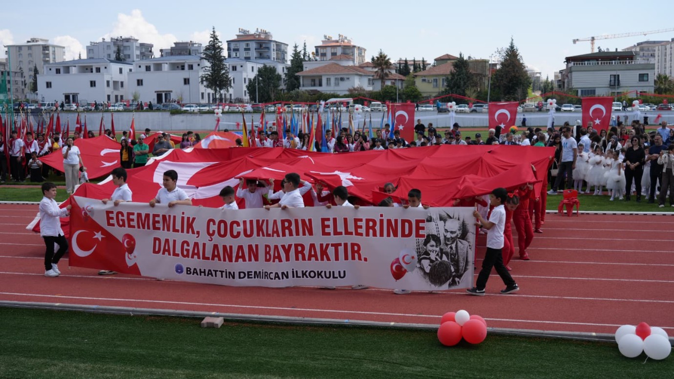 Adıyaman'da 23 Nisan Coşkusu Şehri Tek Yürek Yaptı