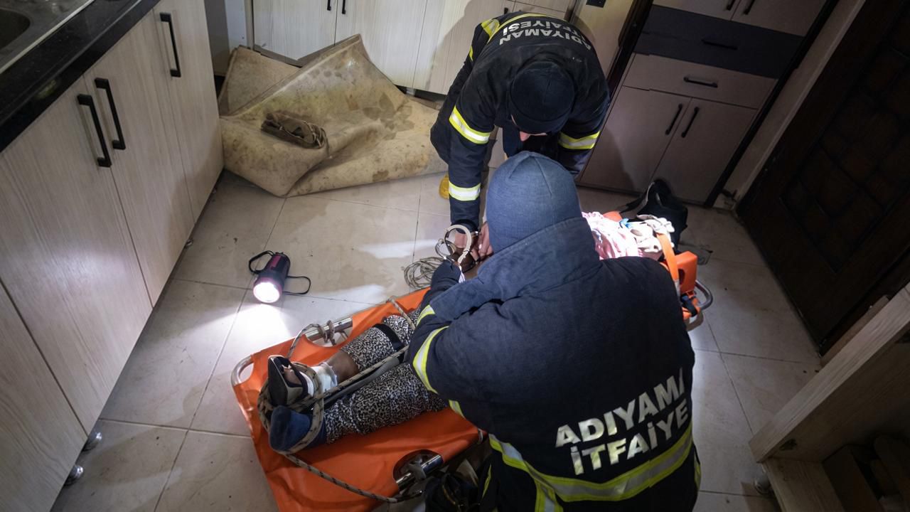 Adıyaman İtfaiyesi’nden gece yarısı kritik kurtarma operasyonu