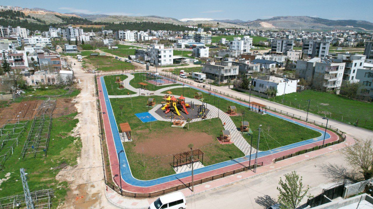 Adıyaman Belediyesi’nden Yeşilyurt mahallesine konforlu yaşama alanı