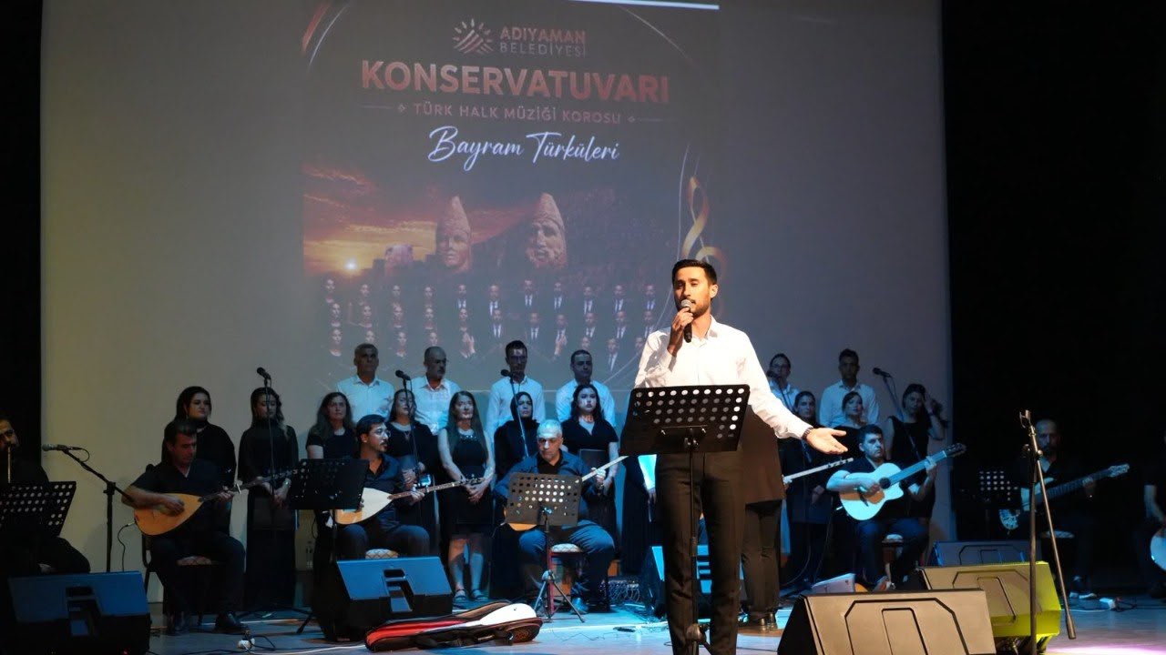 Bayram Türküleri Konseri büyük beğeni topladı