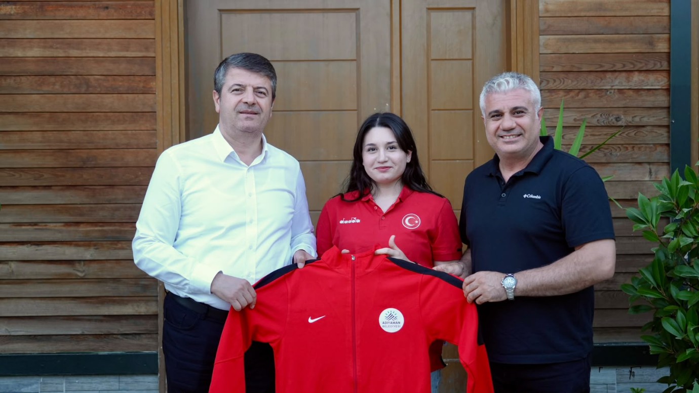 Adıyaman Belediyesporlu Hazal Su Günay Türkiye adına İsviçre’de mücadele edecek