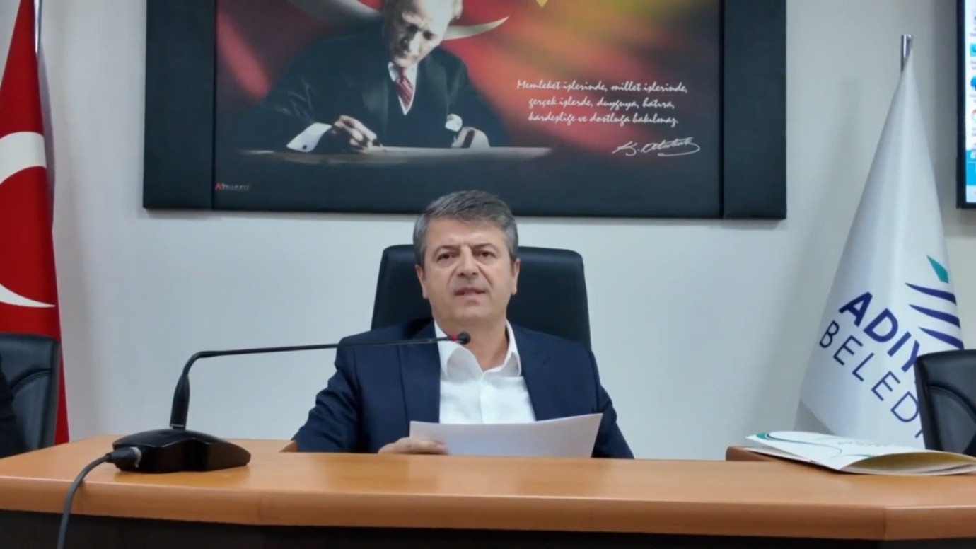Adıyaman Belediyesi’nden Gölbaşı’na anlamlı destek: 180 ton bitüm yardımı