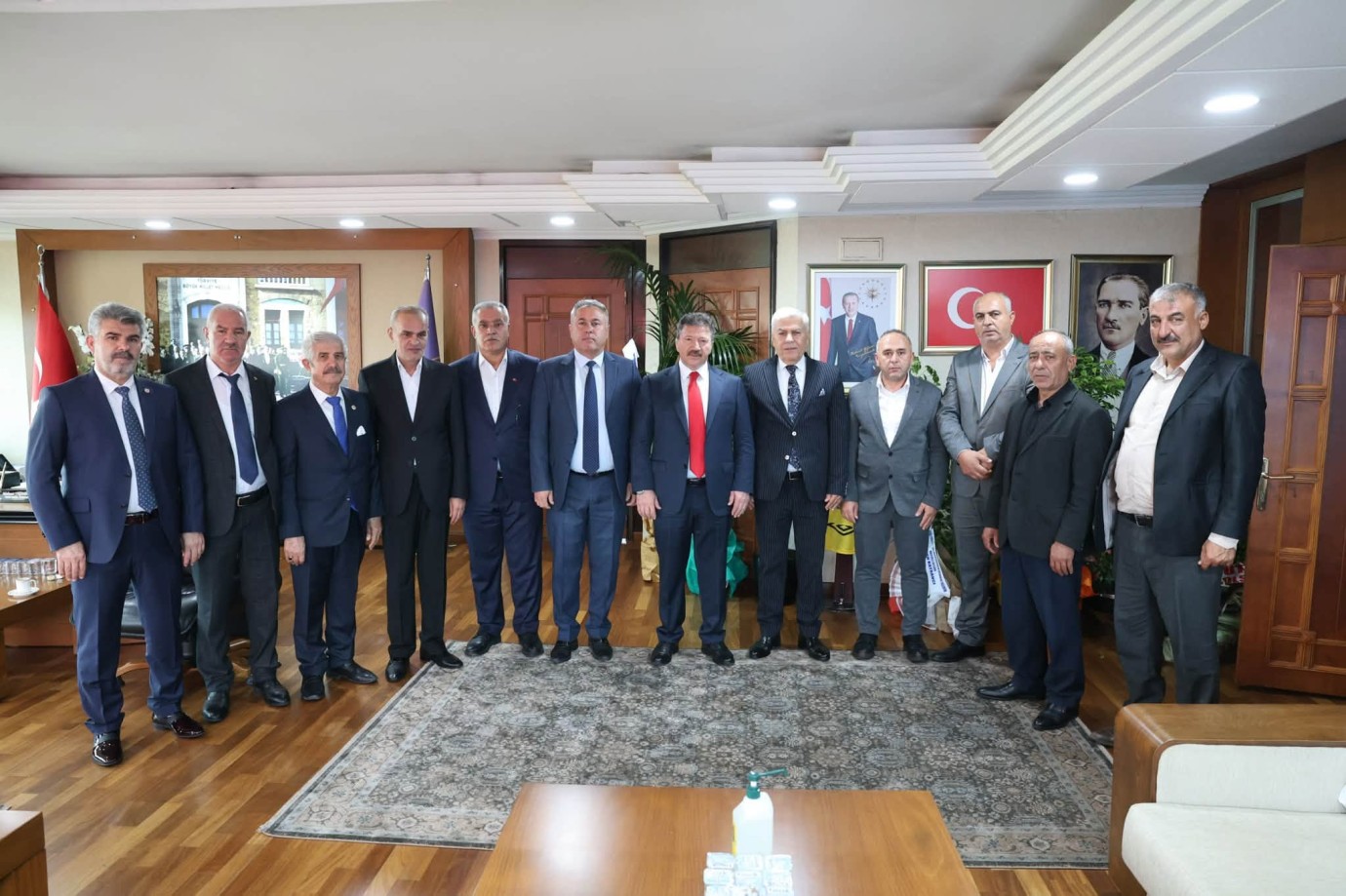 Adıyaman Esnaf Odası Başkanlarından TESK Genel Başkanı Mehmet Yiğiner’e Hayırlı Olsun Ziyareti