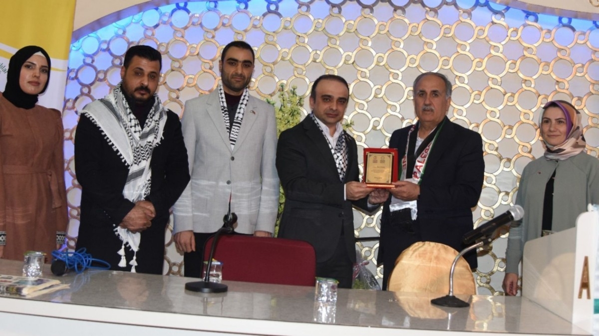 Adıyamanlılar Vakfı’ndan Filistinli öğrencilere yardım eli