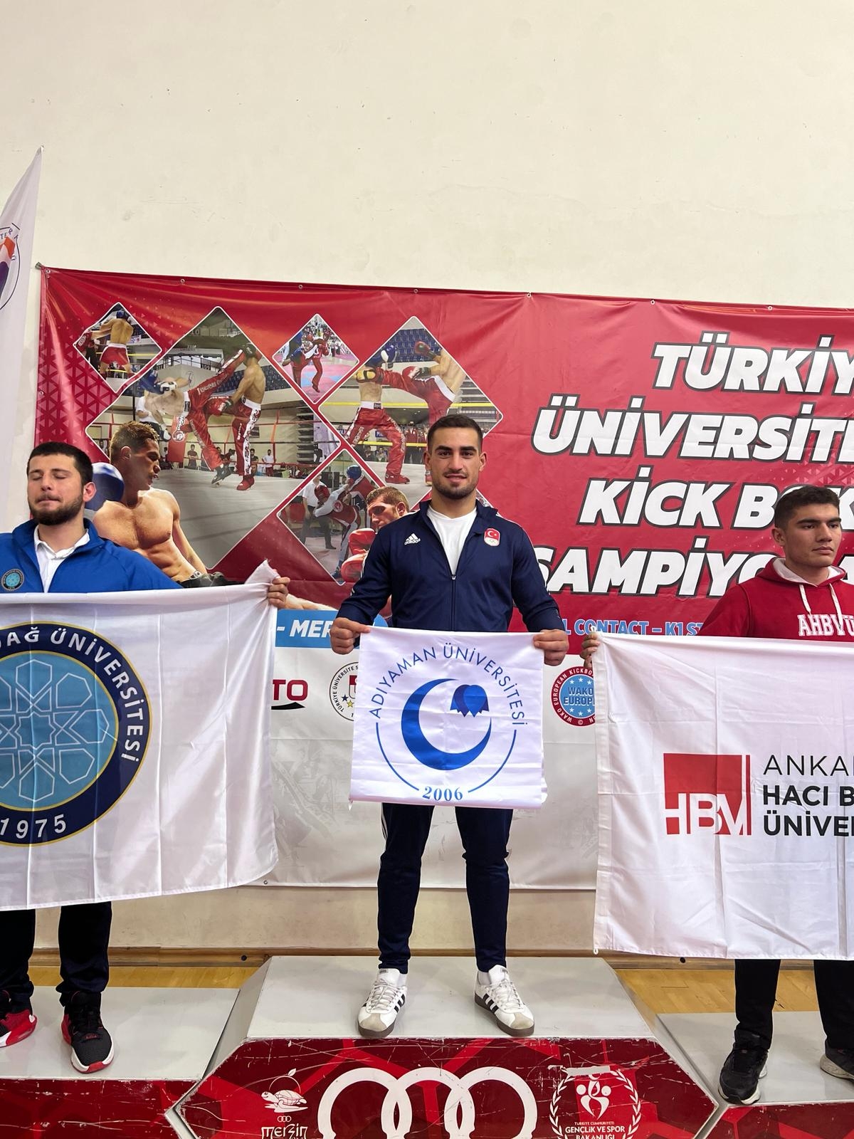 ADYÜ Öğrencisi Emrah Yaşar Altın madalya kazandı