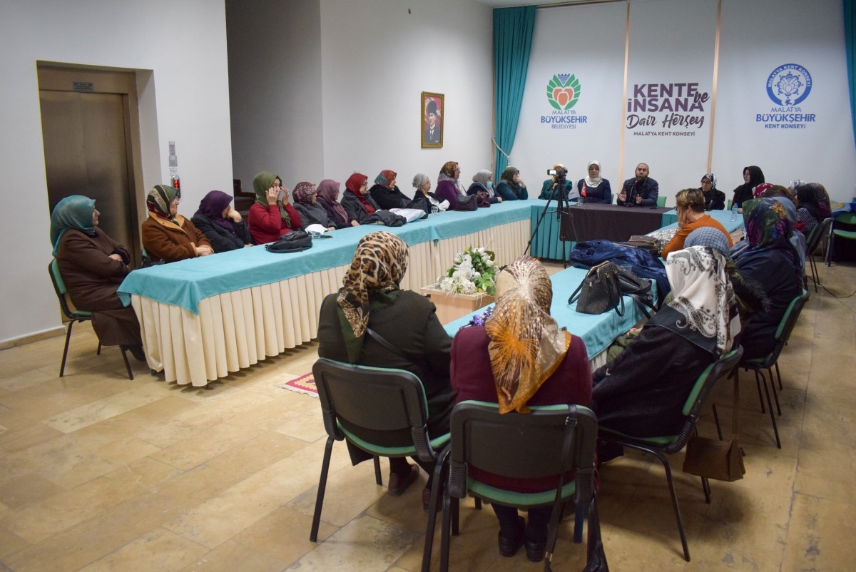 'Emanet' konulu program düzenledi