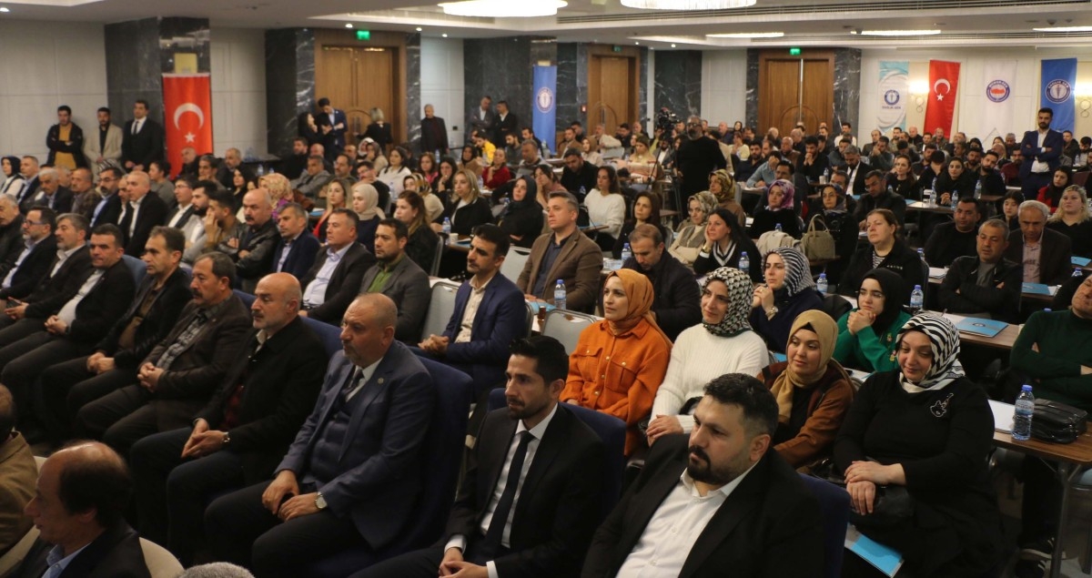 Başkan Çelik, siyasilere çağrıda bulundu: Tıp Fakültesi Hastanesi'nin planlanmasını talep ediyoruz  - Videolu Haber
