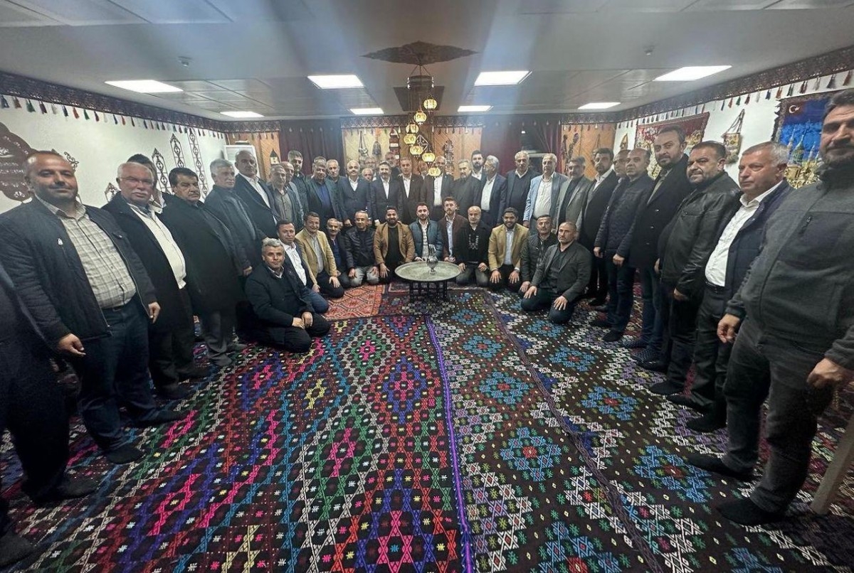 AK Partili Polat,  seçim çalışmalarına ara vermeden devam ediyor