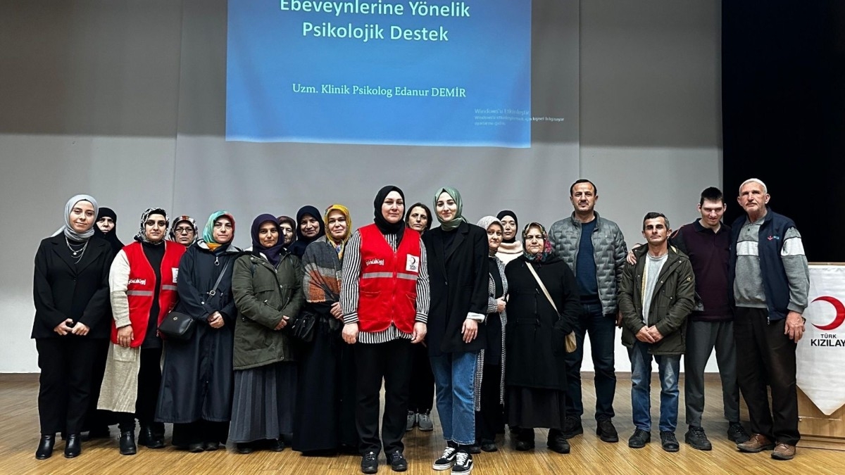 Öğretmenler ve aileler özel çocuklara nasıl yaklaşmalı