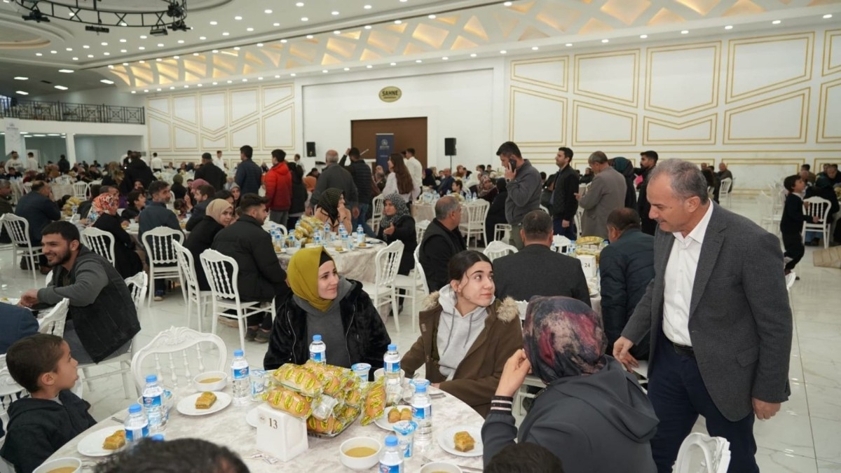Başkan Kılınç'tan Belediye personeline iftar yemeği