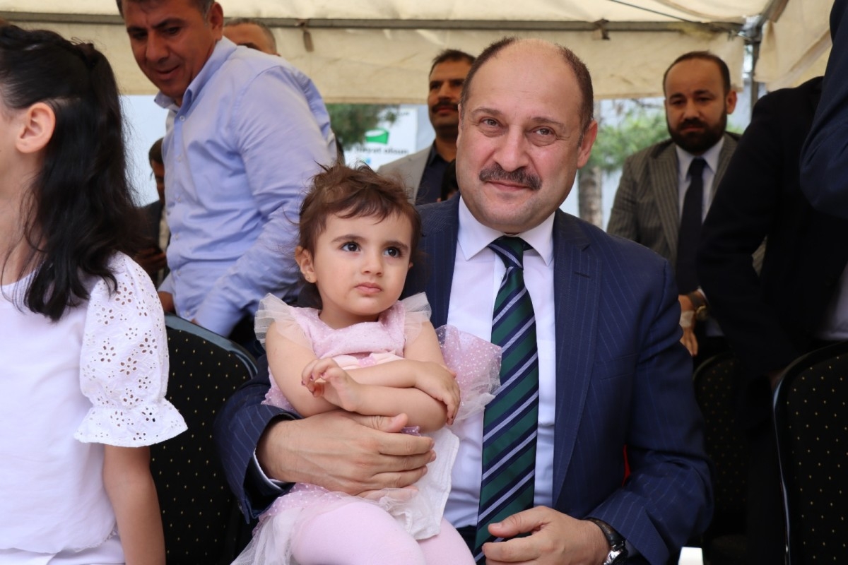 23 Nisan etkinliklerinde Başkan Gülpınar’a yoğun ilgi  - Videolu Haber