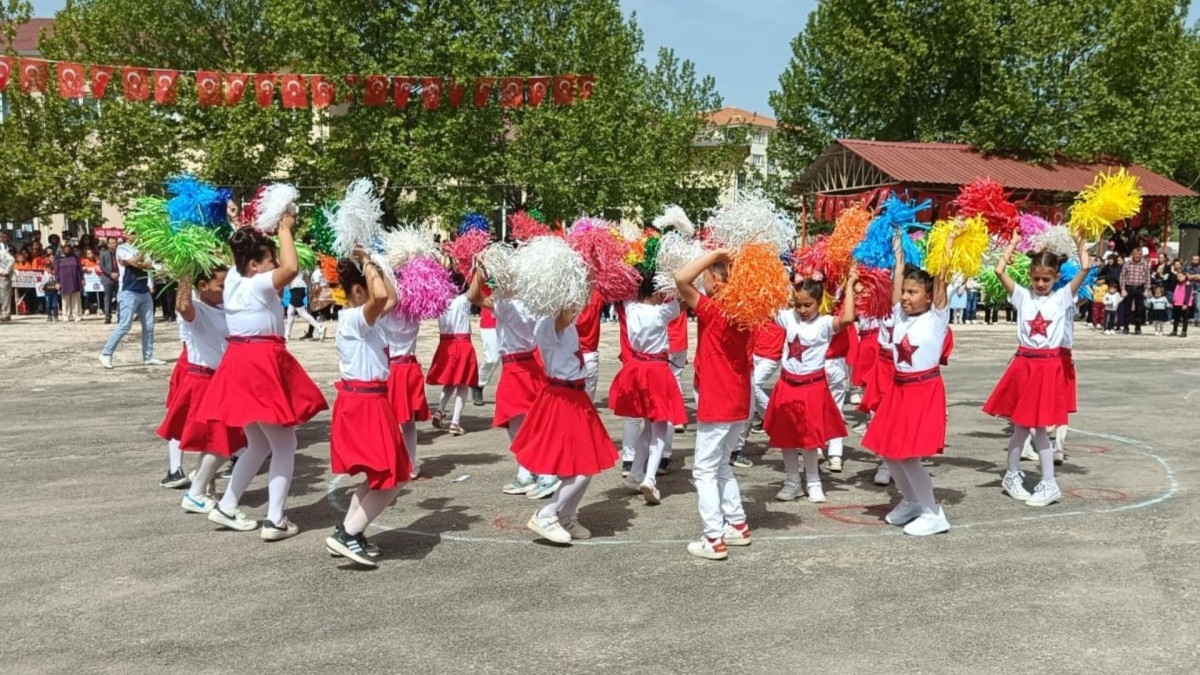 23 Nisan Gölbaşı’nda coşkuyla kutlandı  - Videolu Haber