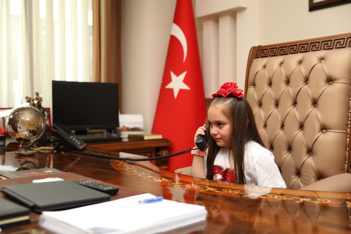 KİÜ’nün küçük rektörü çocuk akademisi kurulmasını istedi