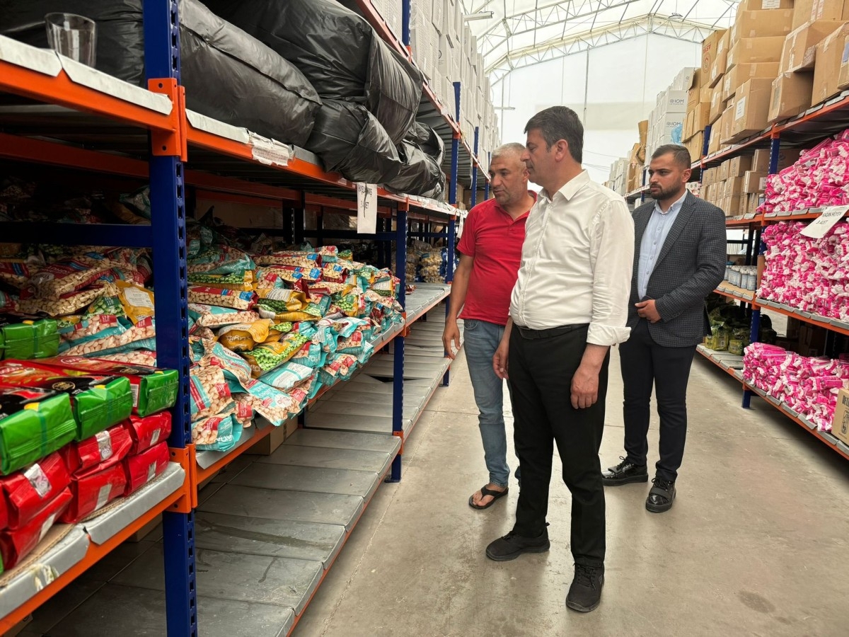 Başkan Tutdere Adıyaman’daki sosyal marketleri inceledi