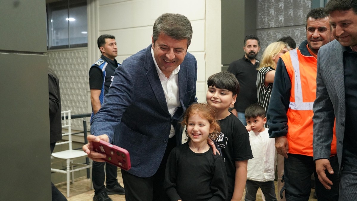 Başkan Tutdere: Ya bu şehri ayağa kaldıracağız, ya da bu şehri ayağa kaldıracağız