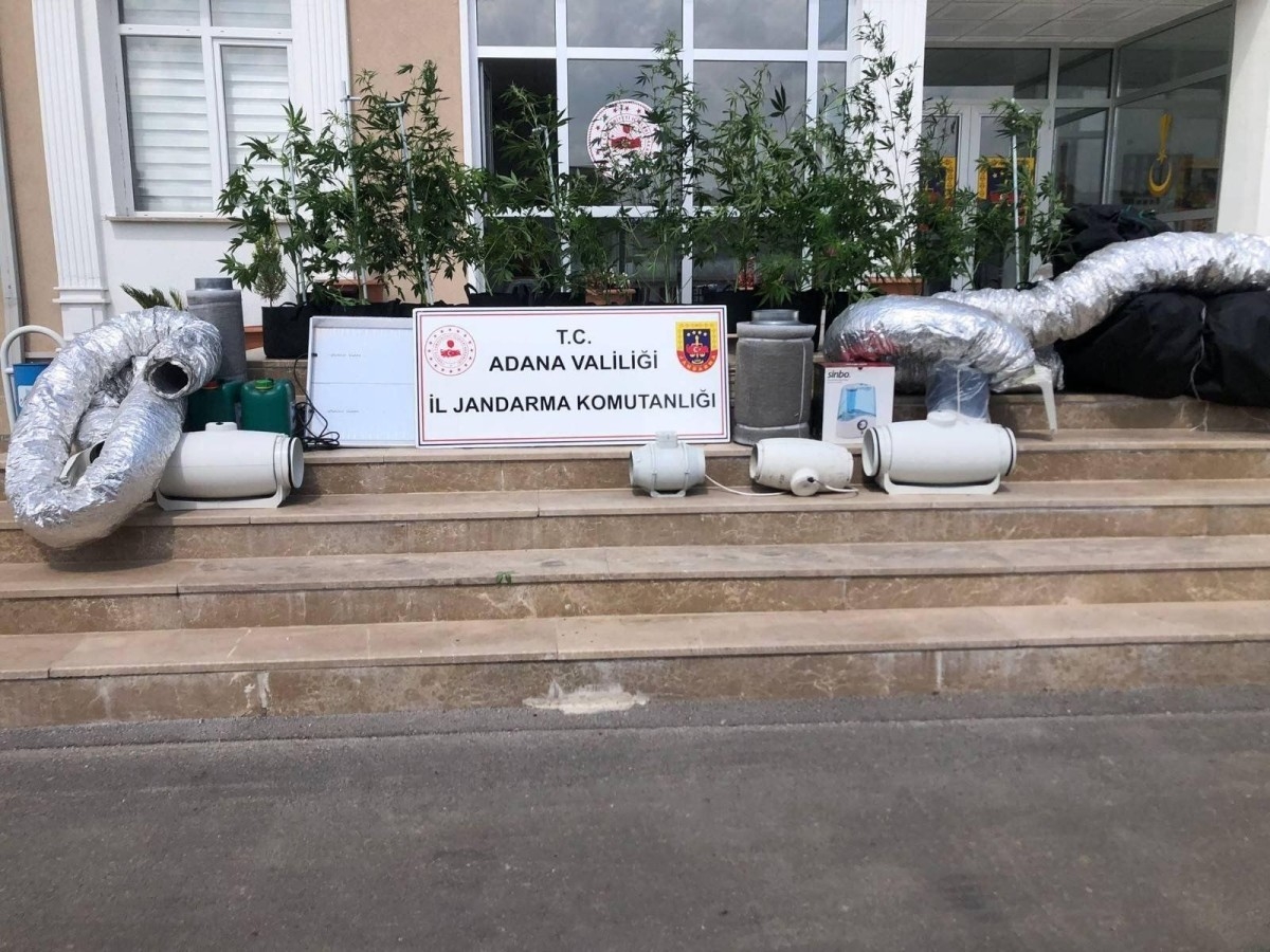 Adana’da Uyuşturucu operasyonu: 3 gözaltı
