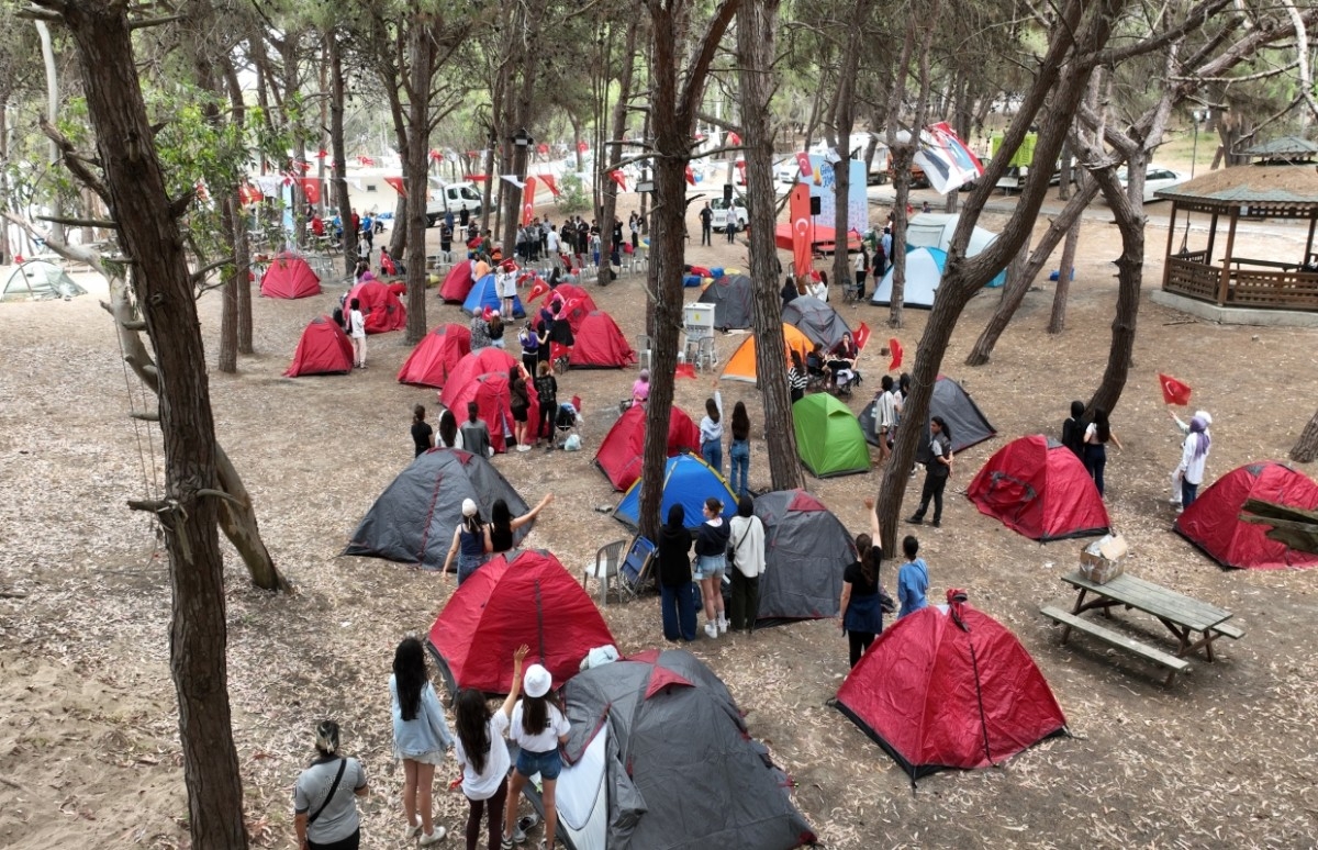 Adana Belediyesi’nden üniversite öğrencilerine tam destek