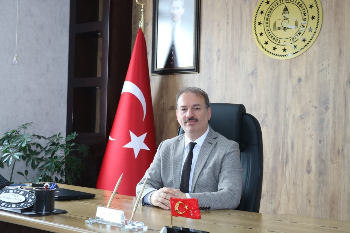 İl Milli Eğitim Müdürü Tosun: Geleceğimiz, Umudumuz sevgili gençler