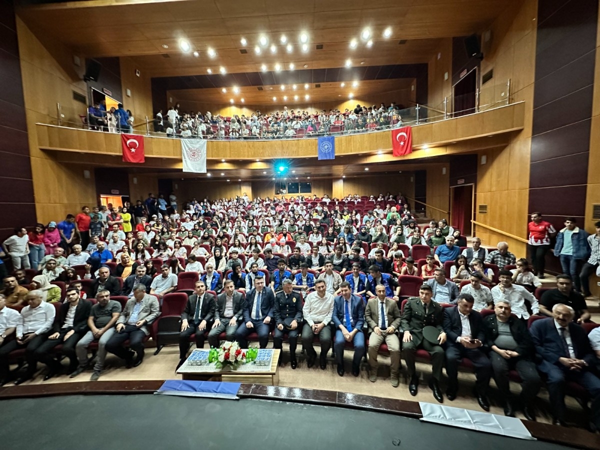Kahta’da da 19 Mayıs Atatürk'ü Anma Gençlik ve Spor Bayramı kutlandı