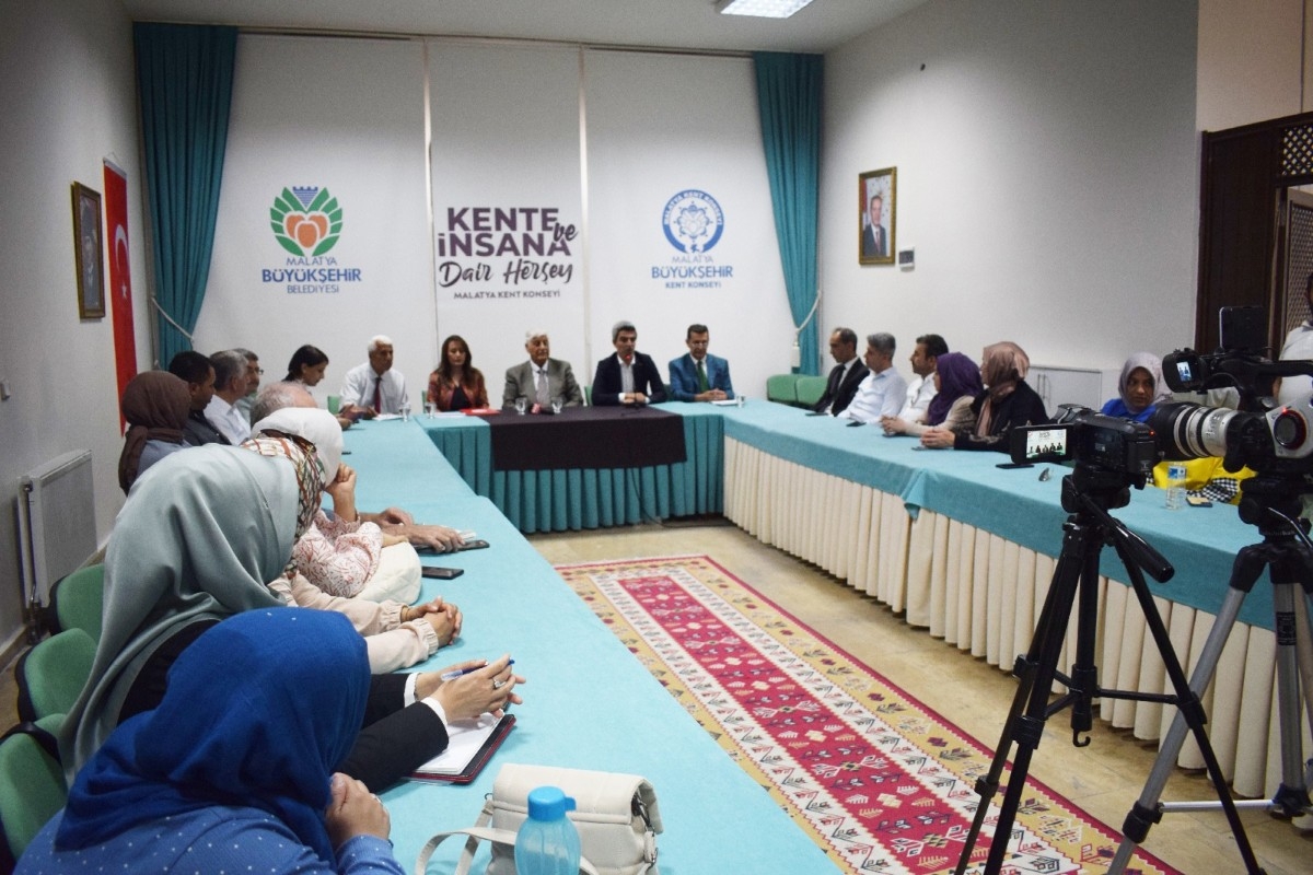 Öğretmen Akademisinde 'Geçmişten Günümüze Malatya' konuşuldu