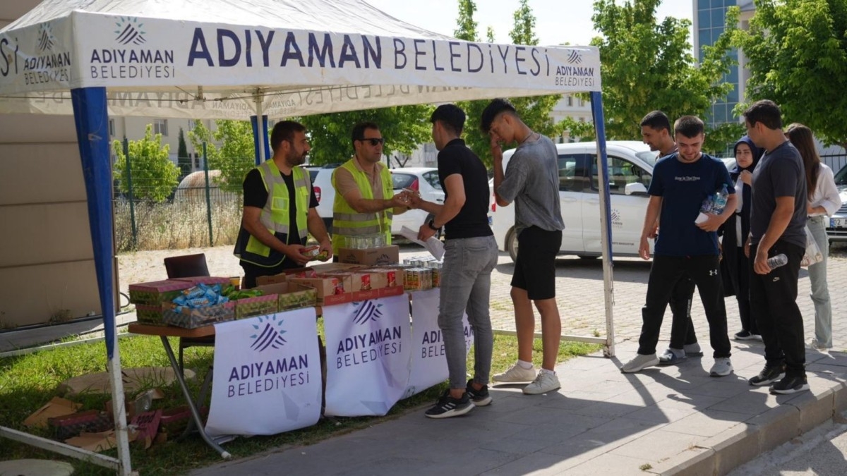 Adıyaman Belediyesi YKS’de öğrencileri yalnız bırakmadı  - Videolu Haber