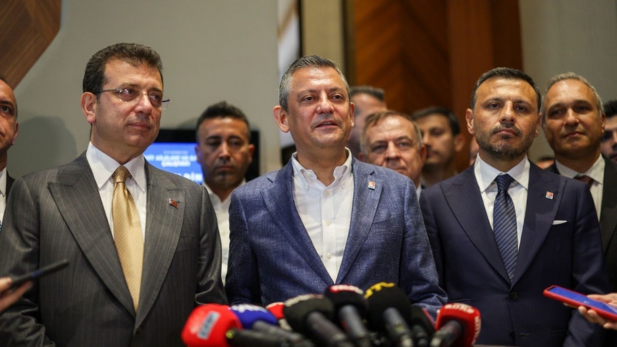 CHP Genel Başkanı Özgür Özel: 'Cumhur İttifakı'nın sorunları var'  - Videolu Haber