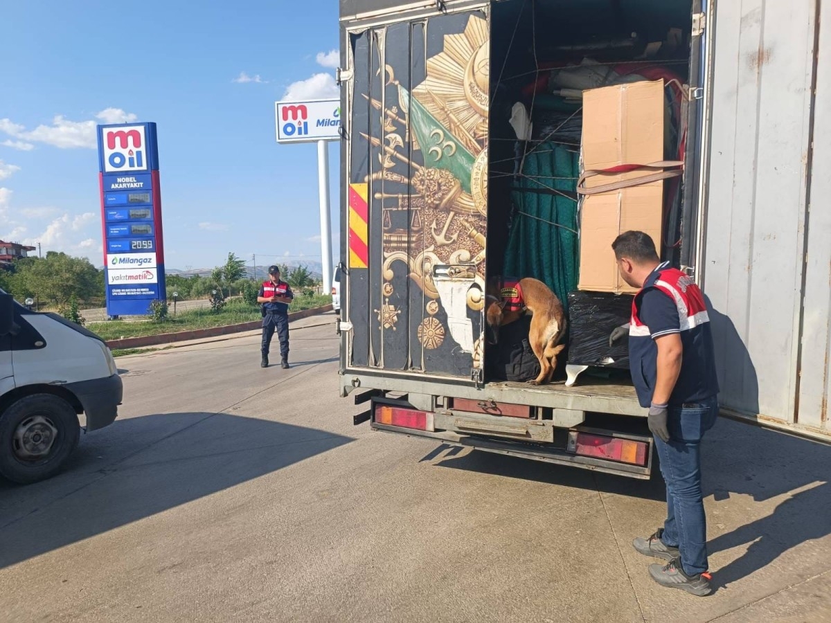 Jandarmadan 'Huzurlu Sokaklar' uygulaması
