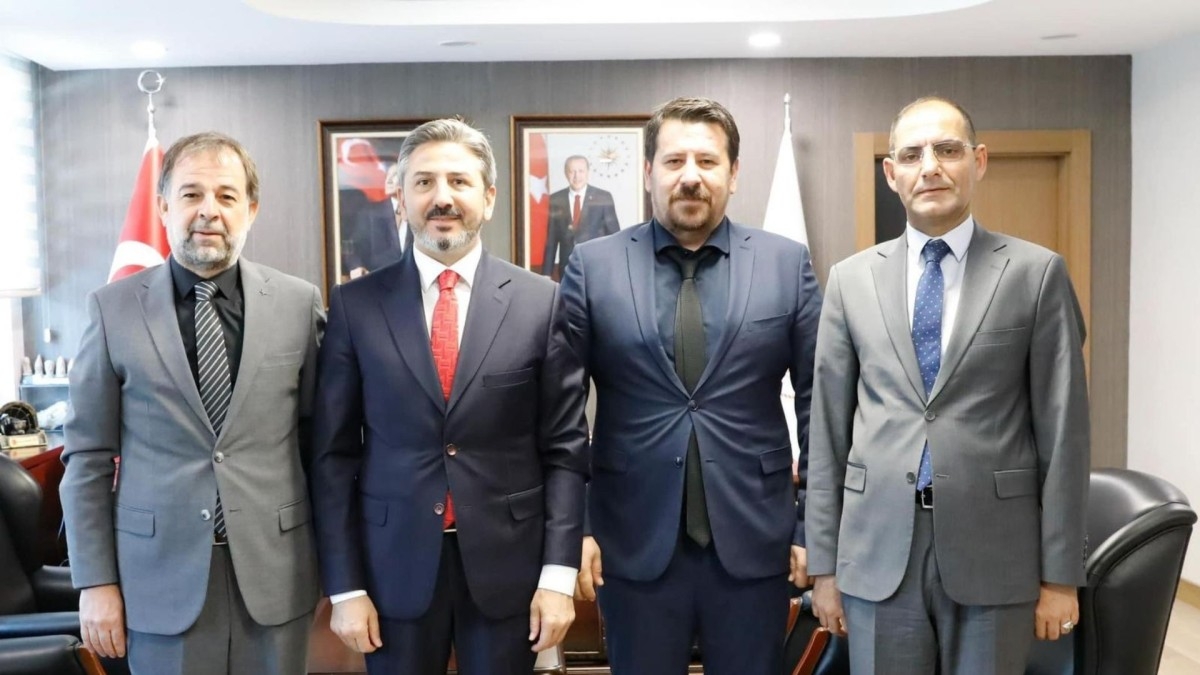 Sürücü kursu temsilcileri Bakan Yardımcısı Aydın'ı ziyaret etti