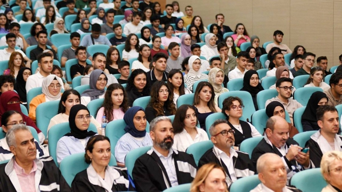 Adıyaman Üniversitesi Tıp Fakültesi'nde akademik yıl başladı