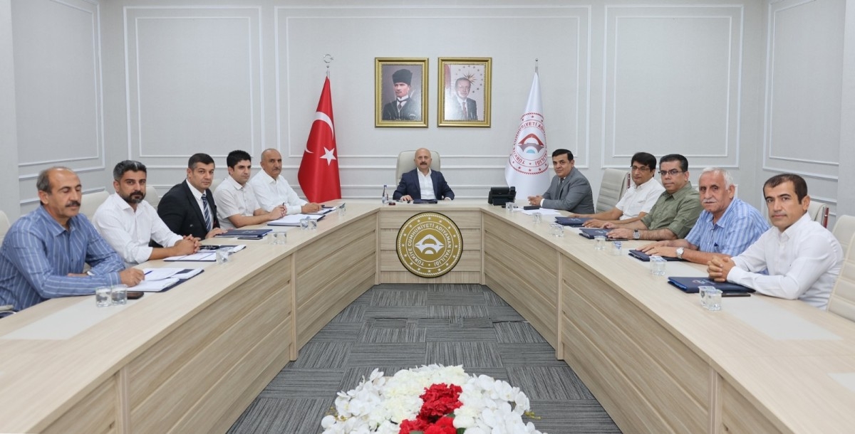 Adıyaman Valiliği İl Özel İdaresi Değerlendirme Toplantısı gerçekleştirildi