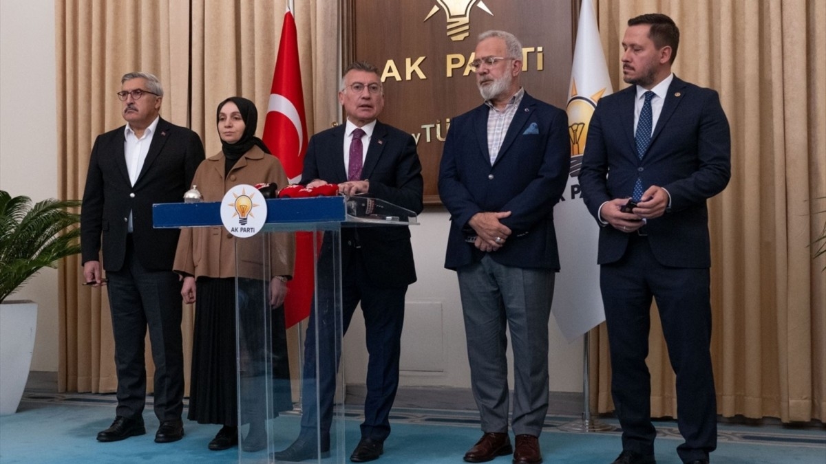 AK Parti, 'Etki Ajanlığı' düzenlemesini içeren kanun teklifini Meclis'e sundu