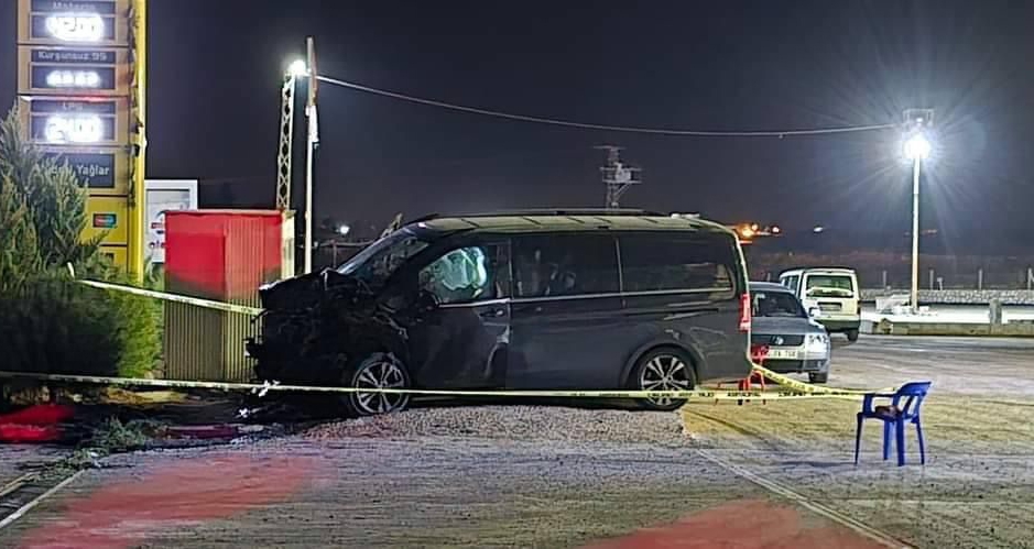 Şanlıurfa’da panelvan ile hafif ticari araç çarpıştı: 6 yaralı