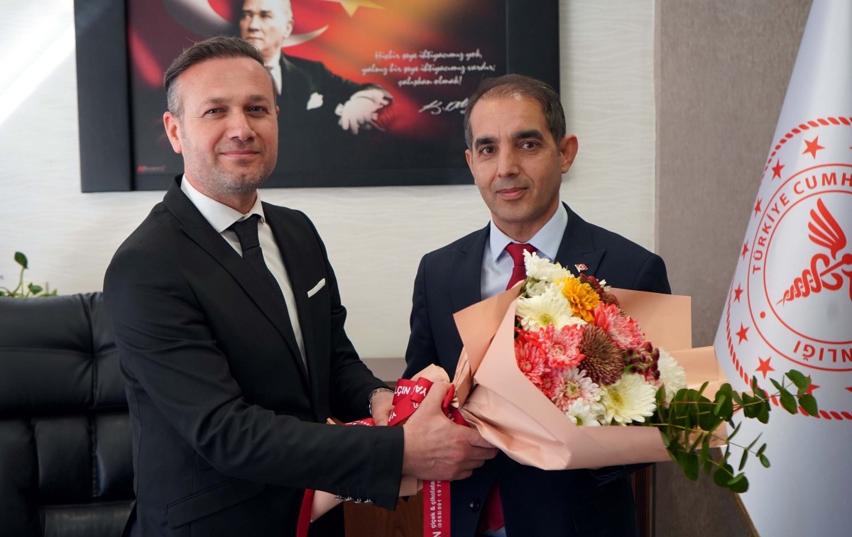 Adıyaman Eğitim ve Araştırma Hastanesi'nde devir teslim töreni