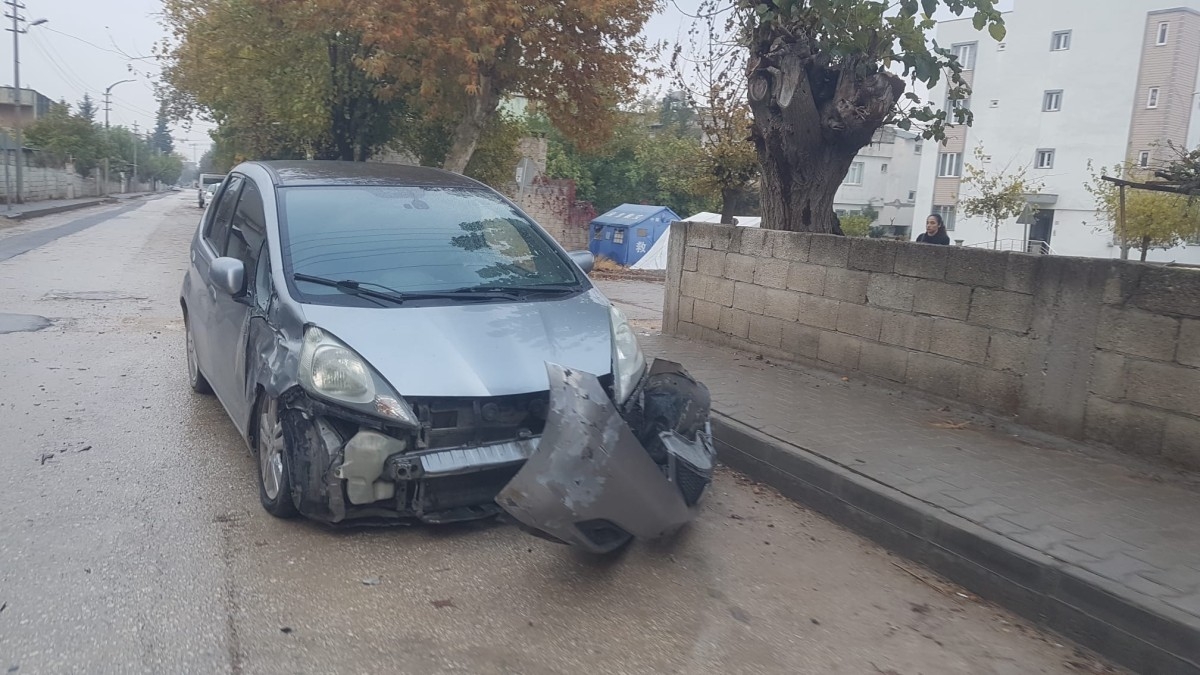 Adıyaman Karapınar Mahallesi'nde trafik kazası: 1 yaralı