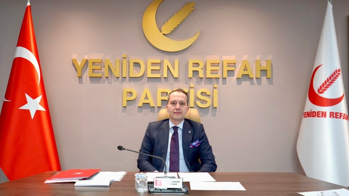 Fatih Erbakan’dan eleştiri: 'İktidarın yolsuzluk iddialarına karşı savcılar neden harekete geçmiyor?'