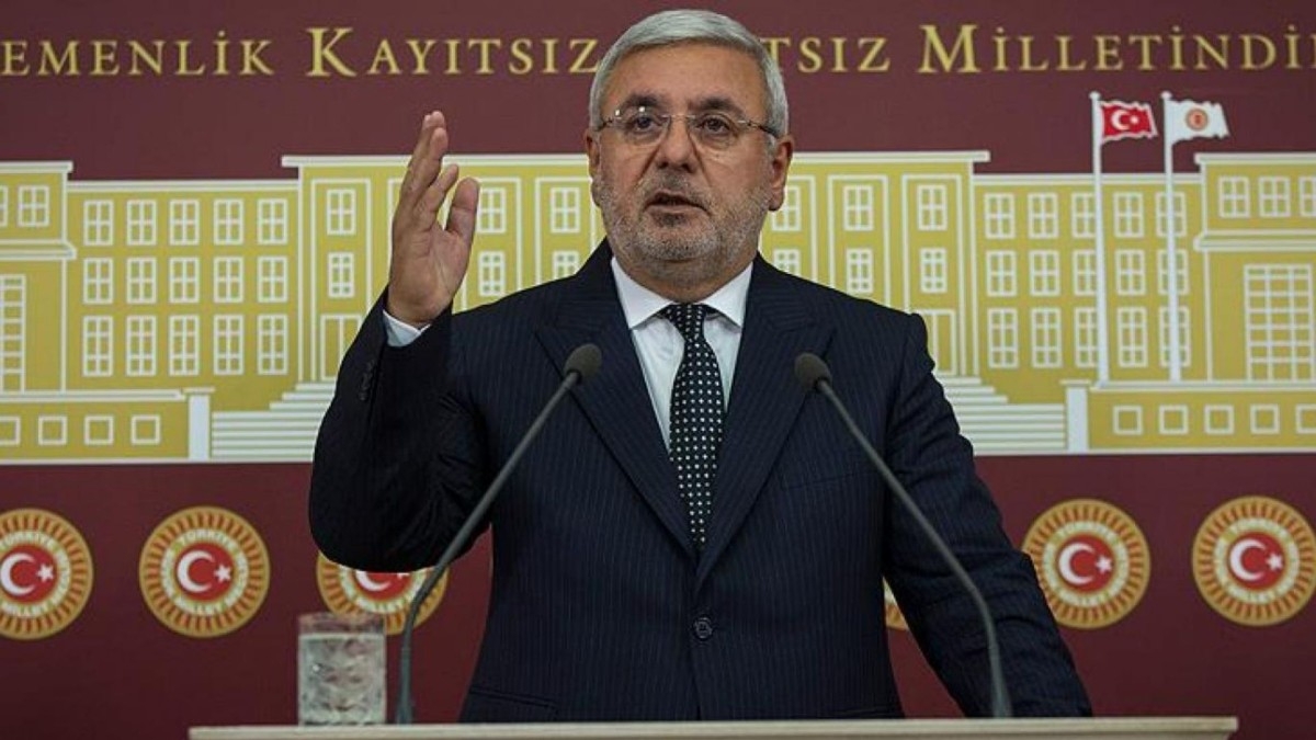 Mehmet Metiner: Kadınlara 'gerçek anlamda eşit haklar Erdoğan'ın katkılarıyla sağlandı'