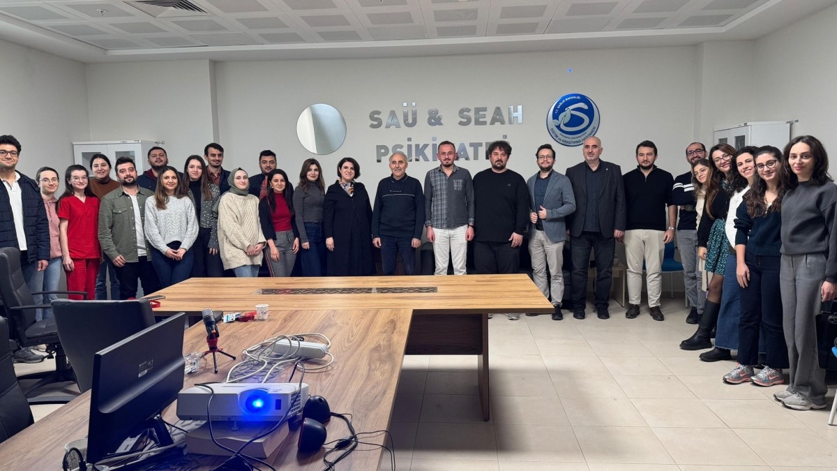 SEAH Psikiyatri Kliniği'nde 'Yapay zekâ ile tıbbi veri analizi' eğitimi düzenlendi