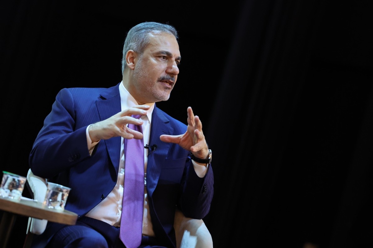 Hakan Fidan'dan D-8 Zirvesi'nde İsrail'e sert mesaj: 'Saldırgan tutuma karşı dayanışma göstermeliyiz'