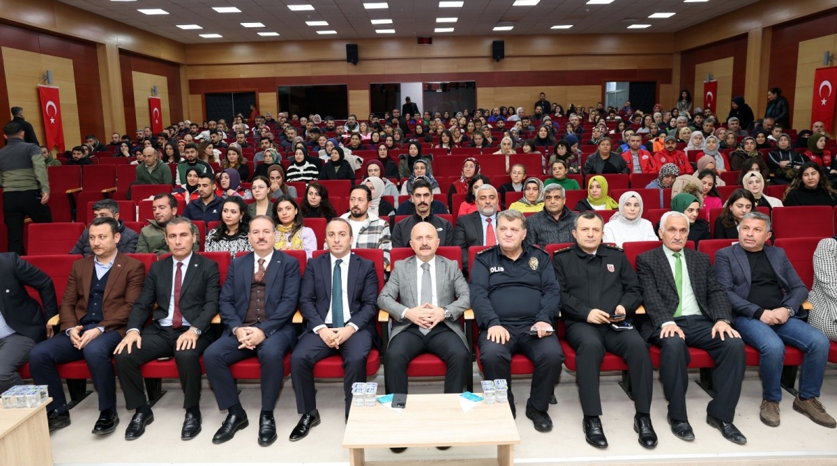 'En İyi Narkotik Polisi Anne' projesi tanıtıldı: Anneler mücadelenin öncüsü olacak