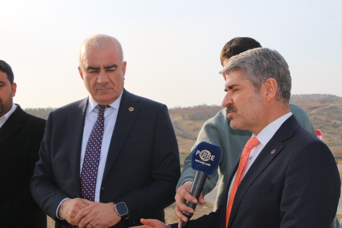 Milletvekili Özhan ve Belediye Başkanı Alkan'dan Terbizek'te açıklama   - Videolu Haber