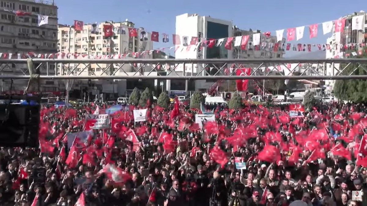 Zafer Partisi İzmir Mitingi: 'Bir Ümit Özdağ tutuklanır, binlercesi mücadeleye devam eder'