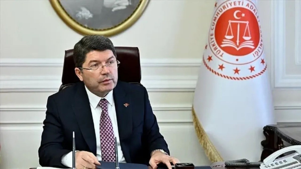 Adalet Bakanı Tunç: 'Gazetecilik nedeniyle tutuklu tek bir gazeteci yok, basın hürdür'