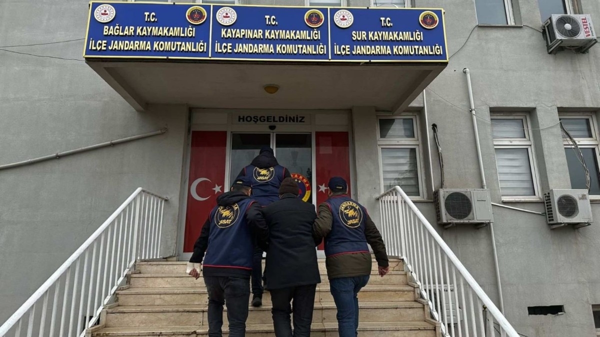 Diyarbakır'da Jandarma'dan suç örgütlerine darbe: Üç firari hükümlü yakalandı