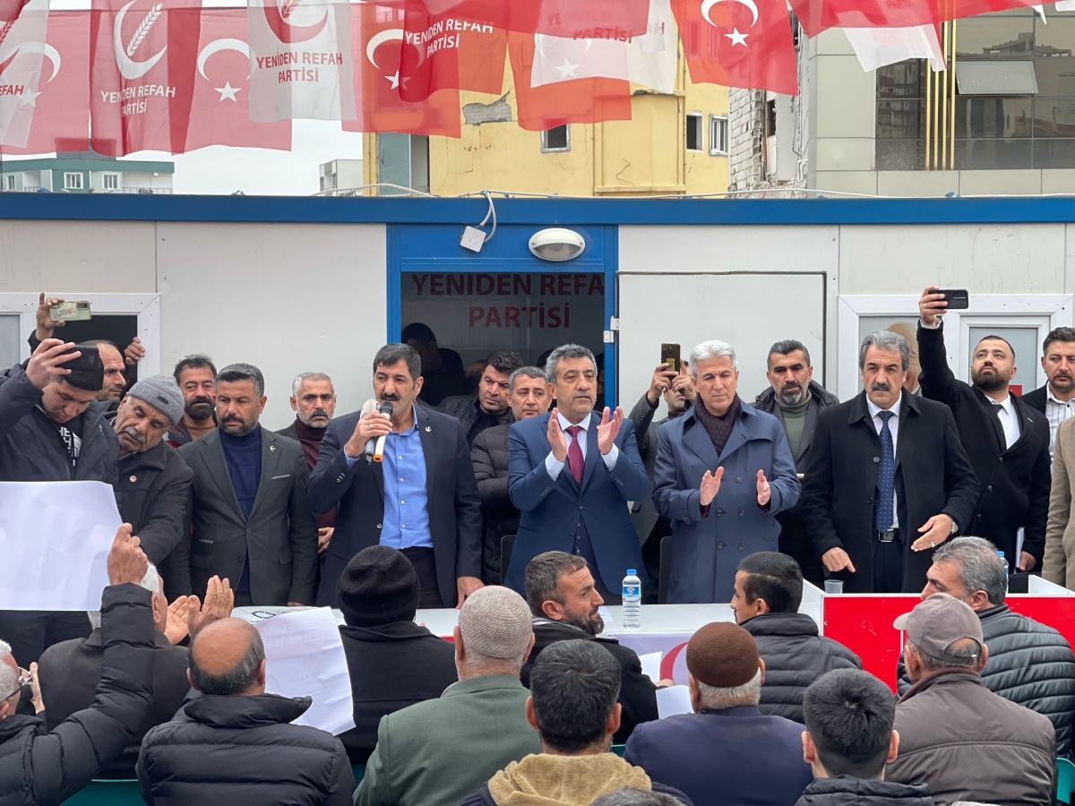 600 kişi Yeniden Refah Partisi'ne katıldı